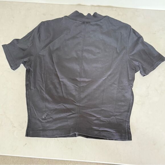 BNWOT Lululemon Kitsilano Mock Neck Tee - size 2 - Picture 3 of 6